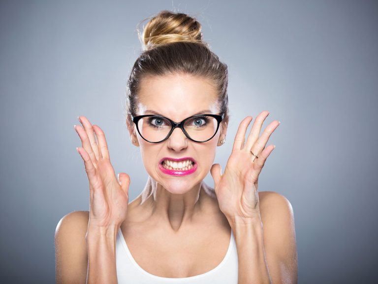 nervosa digrigna denti