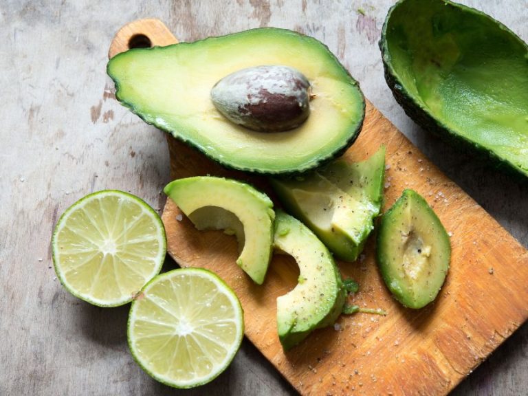 benefici avocado alimentazione